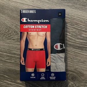 3 pack Mens boxer briefs. Brand new